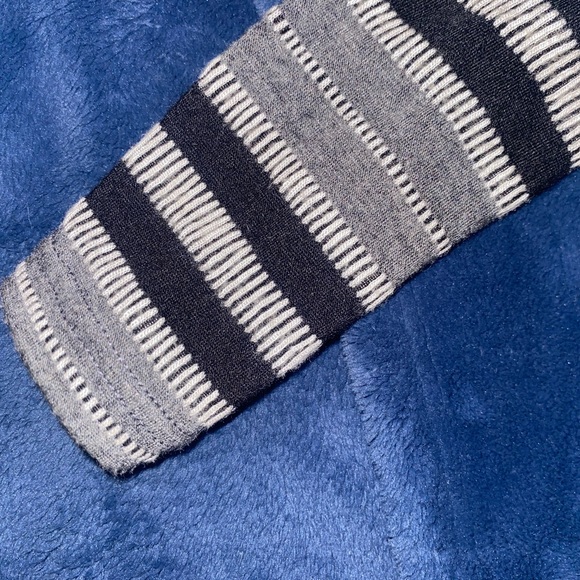 Gianni Bini open lightweight cardigan size small - Picture 12 of 15